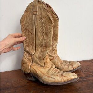 Vintage Tan Cowboy Boots